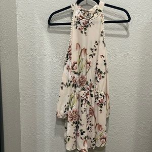 Women’s floral romper, Like New Condition
